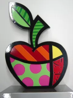  by Romero Britto on Sculpture
