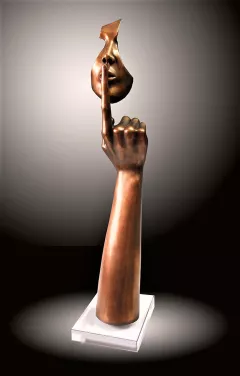 Kiss by Lucio Oliveri on Bronze Sculpture