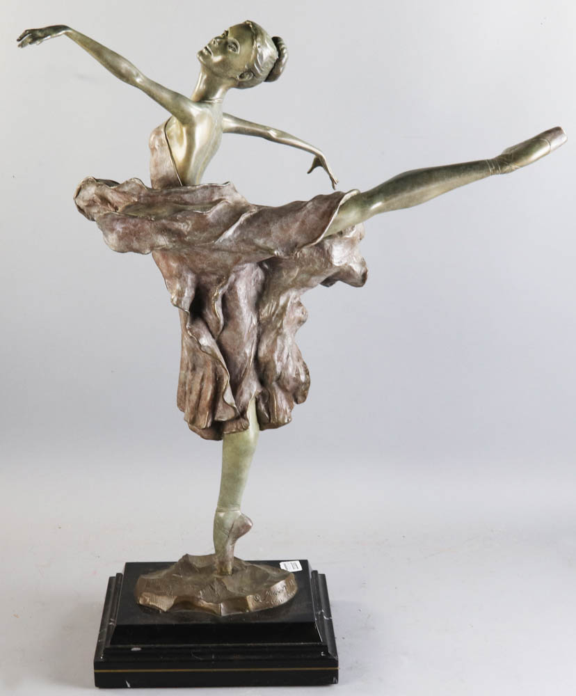 Miss Lorraine by Mario Jason | Bronze Sculpture